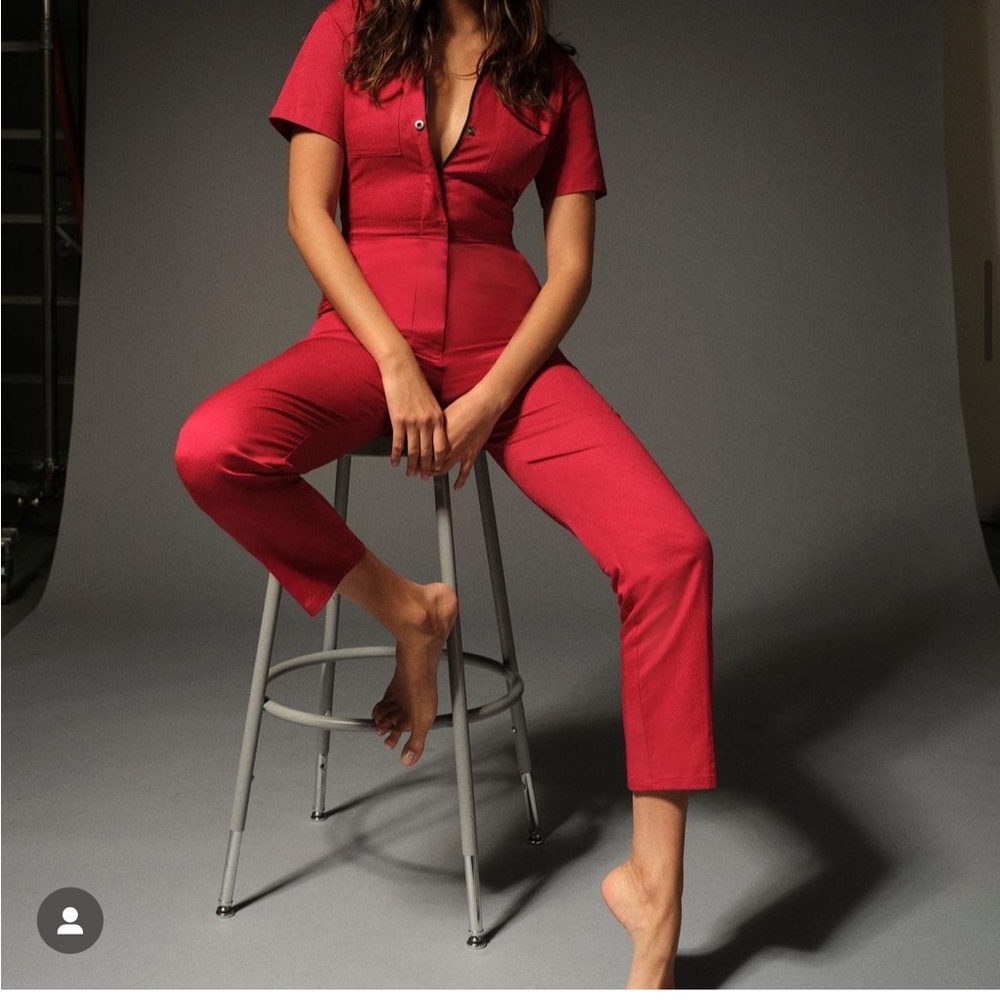 Rivet Utility Dynamo in Scarlett NWT